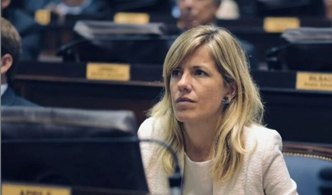 Provincia de BUENOS AIRES. Aprobaron una ley para promover el lenguaje claro en textos legales y formales